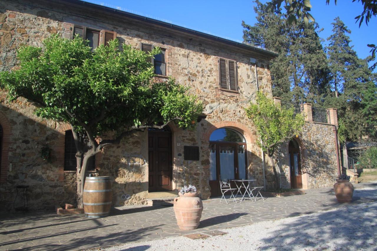 Agriturismo Il Broletto 수베레토 외부 사진