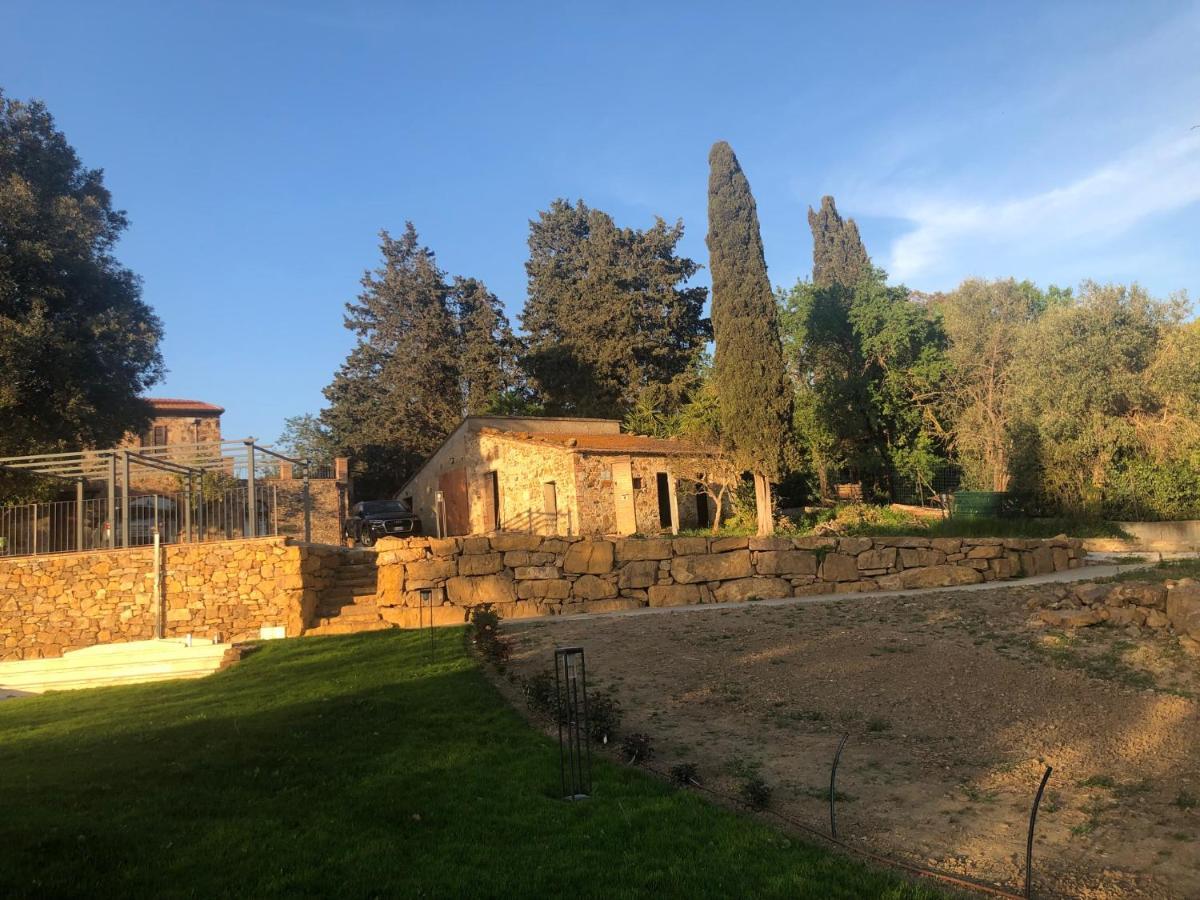 Agriturismo Il Broletto 수베레토 외부 사진
