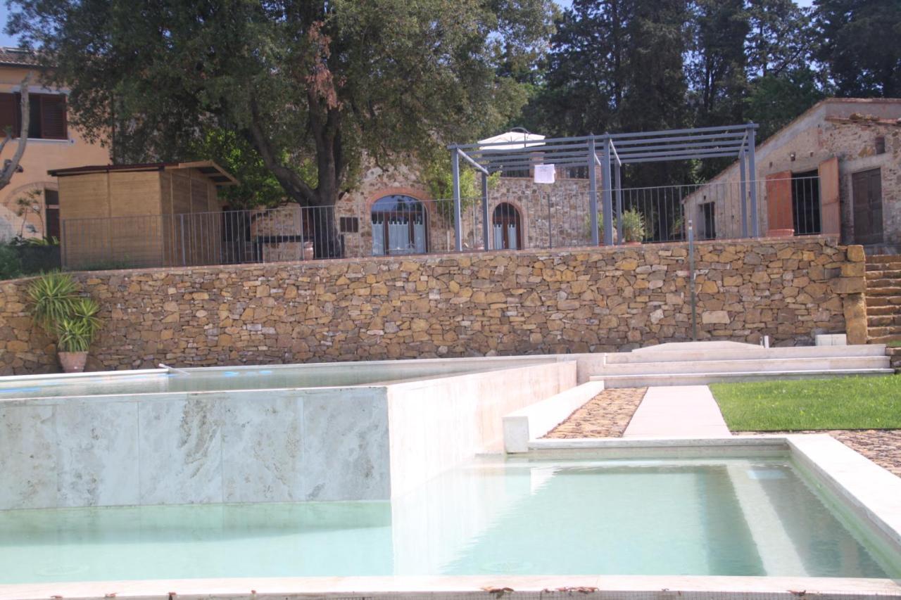 Agriturismo Il Broletto 수베레토 외부 사진